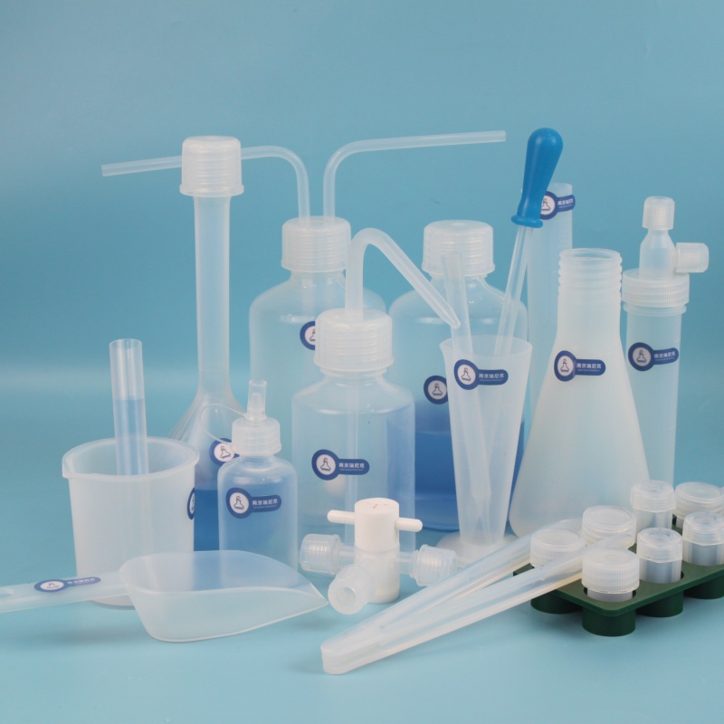 PFA、FEP與PTFE材質(zhì)的區(qū)別與選擇指南